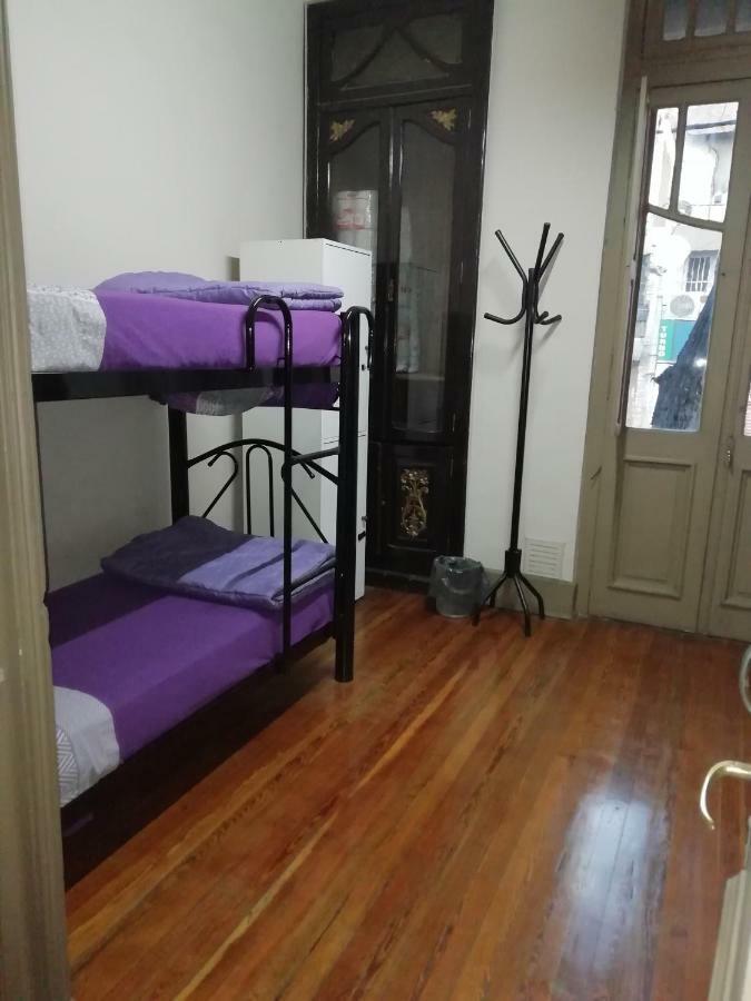 Windmill Hostal